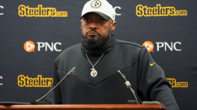 pittsburgh-steelers-head-coach-mike-963141067_d21c84